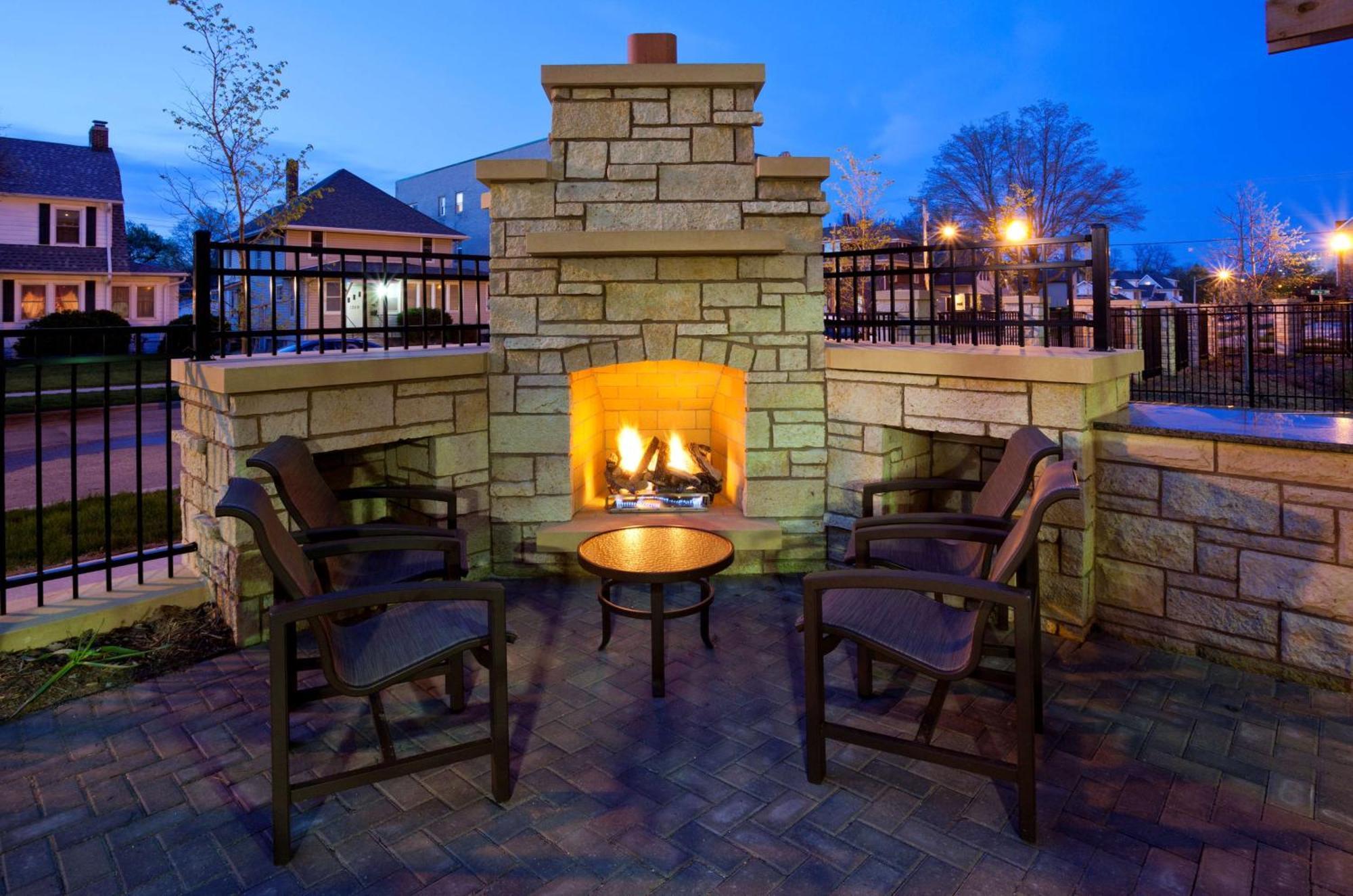 Homewood Suites By Hilton Rochester Mayo Clinic-St. Marys Campus Экстерьер фото