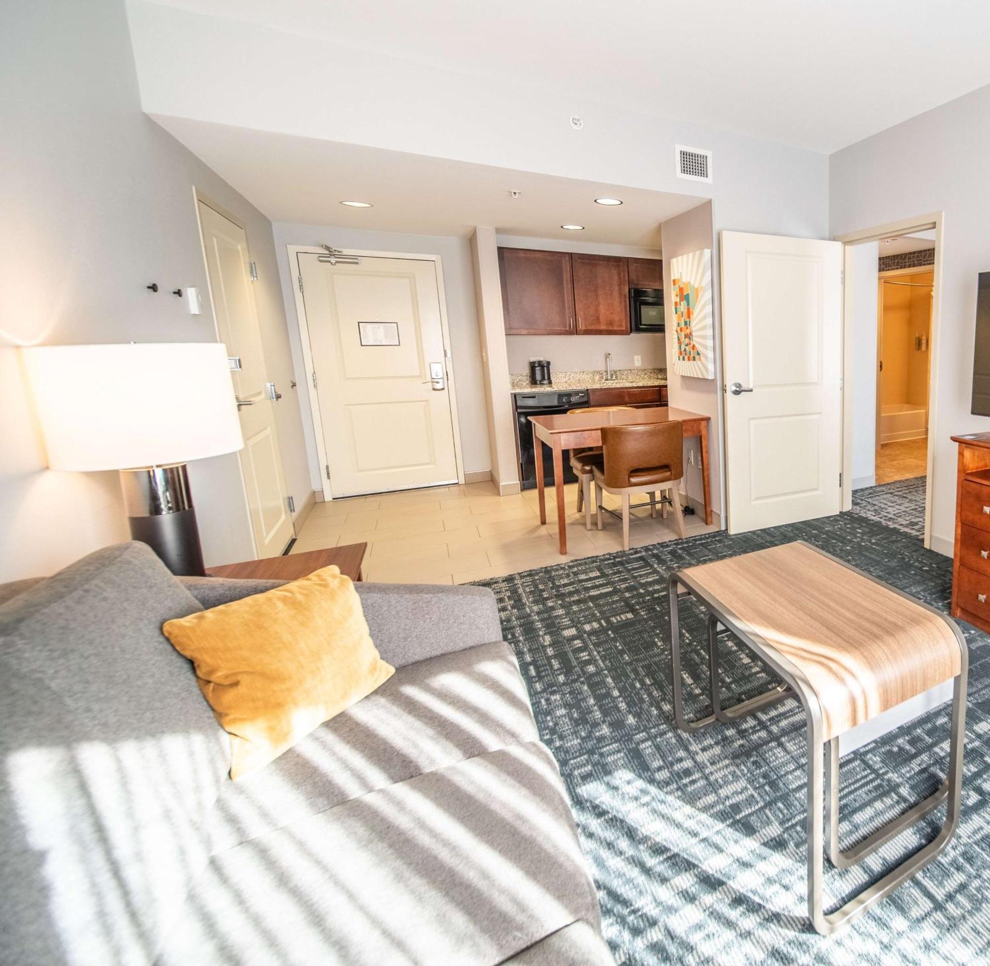 Homewood Suites By Hilton Rochester Mayo Clinic-St. Marys Campus Экстерьер фото